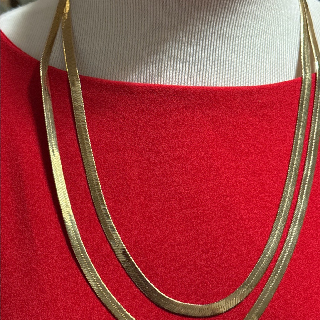 Chic Gold-Tone Necklace